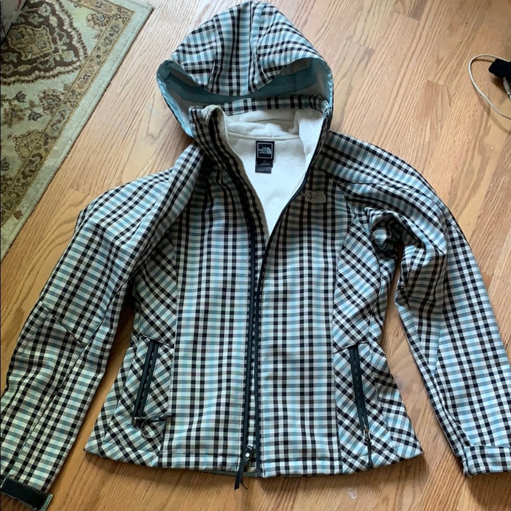 - Women’s northface Apex ski jacket sz Small